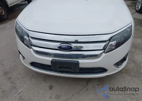 2012 Ford Fusion Hybrid from USA, damaged, VIN 3FADP0L31CR238159